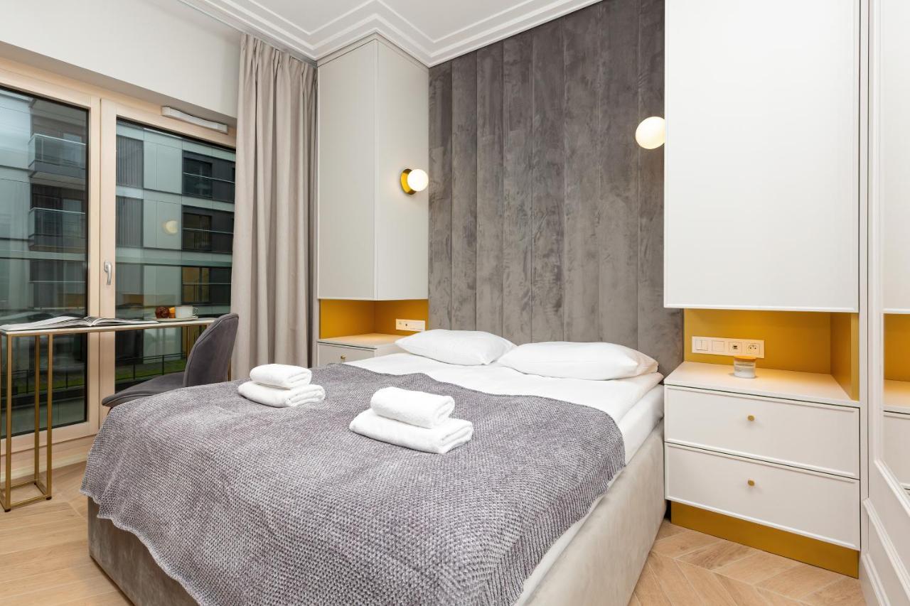 Mennica Residence Central Apartment By Renters Prestige Warsaw Exterior photo